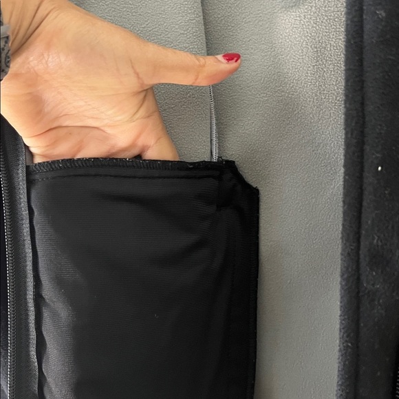 Cabela’s Black Softshell Hooded Jacket Women’s M Fleece Lined Outdoor Coat 2 - Picture 14 of 14